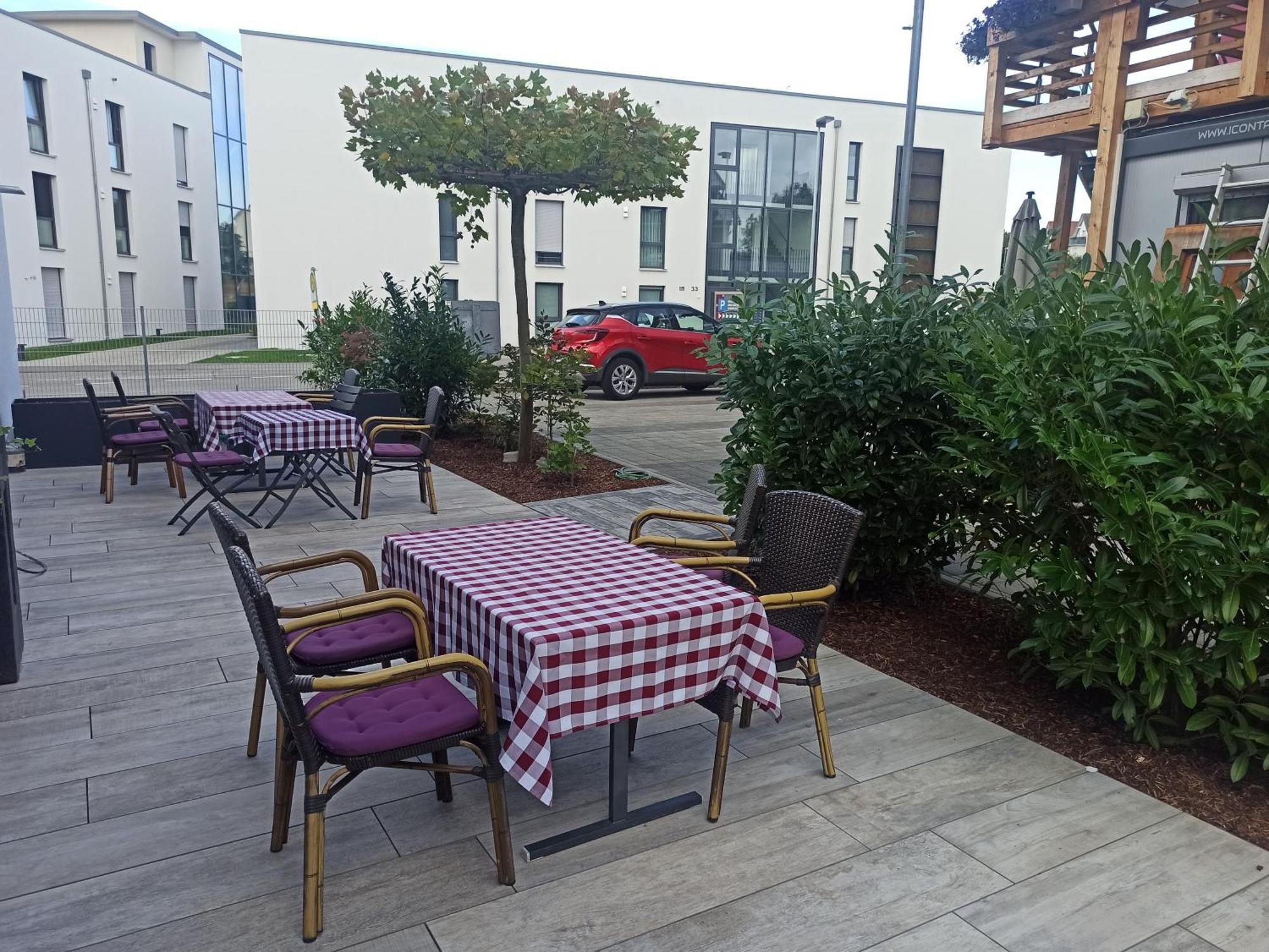 Hotel Gaestehaus Stock Zimmer Sahnehaeuble Friedrichshafen Bagian luar foto